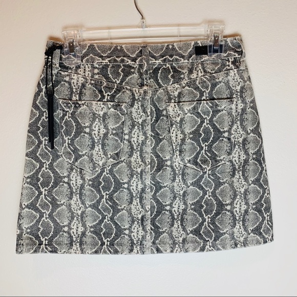 NWT BLANKNYC Snakeskin Print Denim Miniskirt - Picture 3 of 8